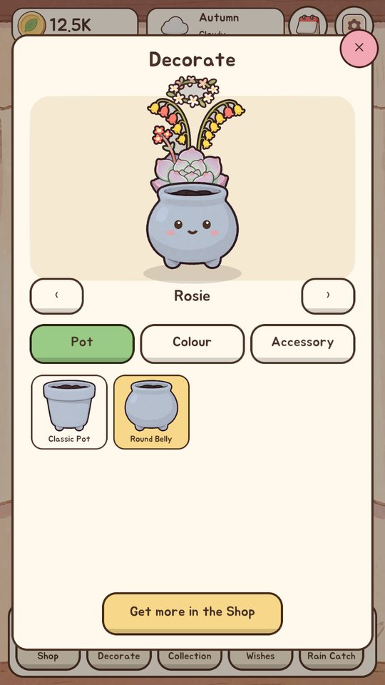 Decorating a potling with a pot, colour and hat